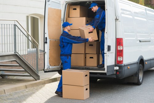Moving van service for local homes and flats in St Pancras